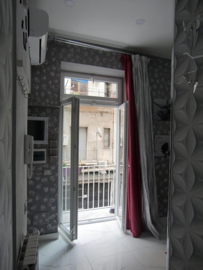 Guesthouse Aaron2 نابولي المظهر الخارجي الصورة