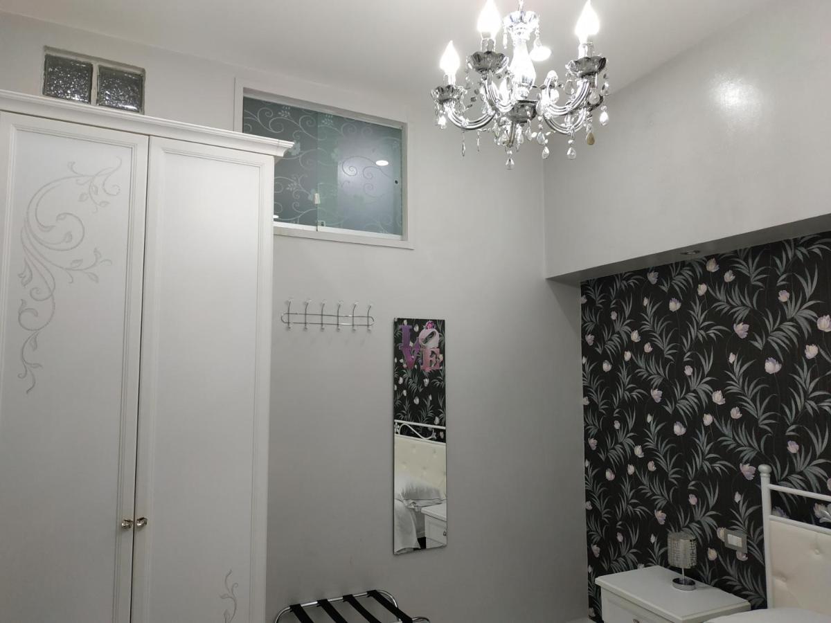 Guesthouse Aaron2 نابولي المظهر الخارجي الصورة
